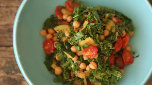 How to make Warm Kale and Chickpea Salad