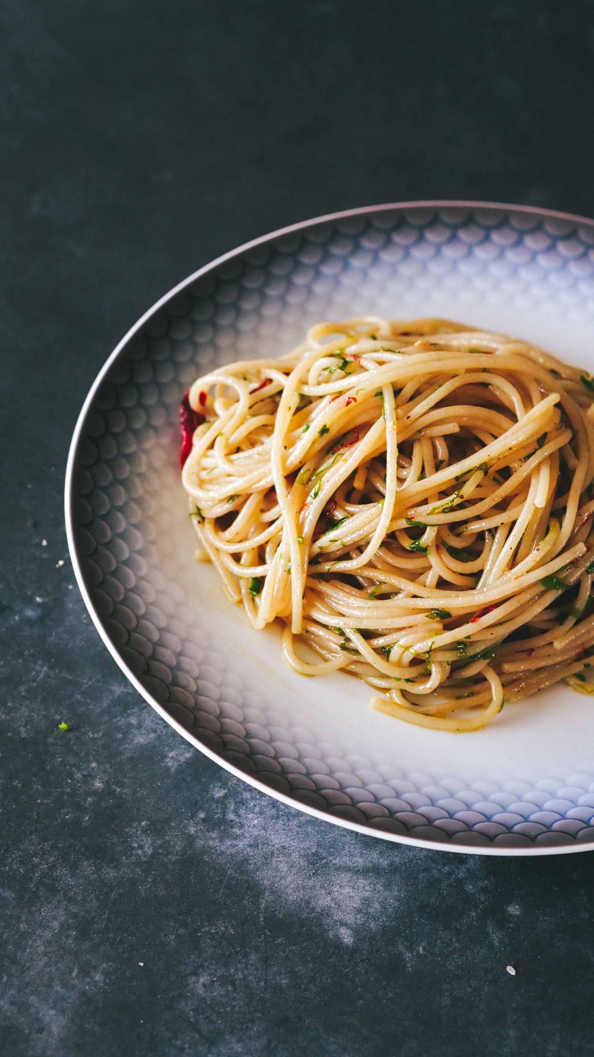 Spaghetti Aglio e olio Pasta Recipe - Bondi Harevst